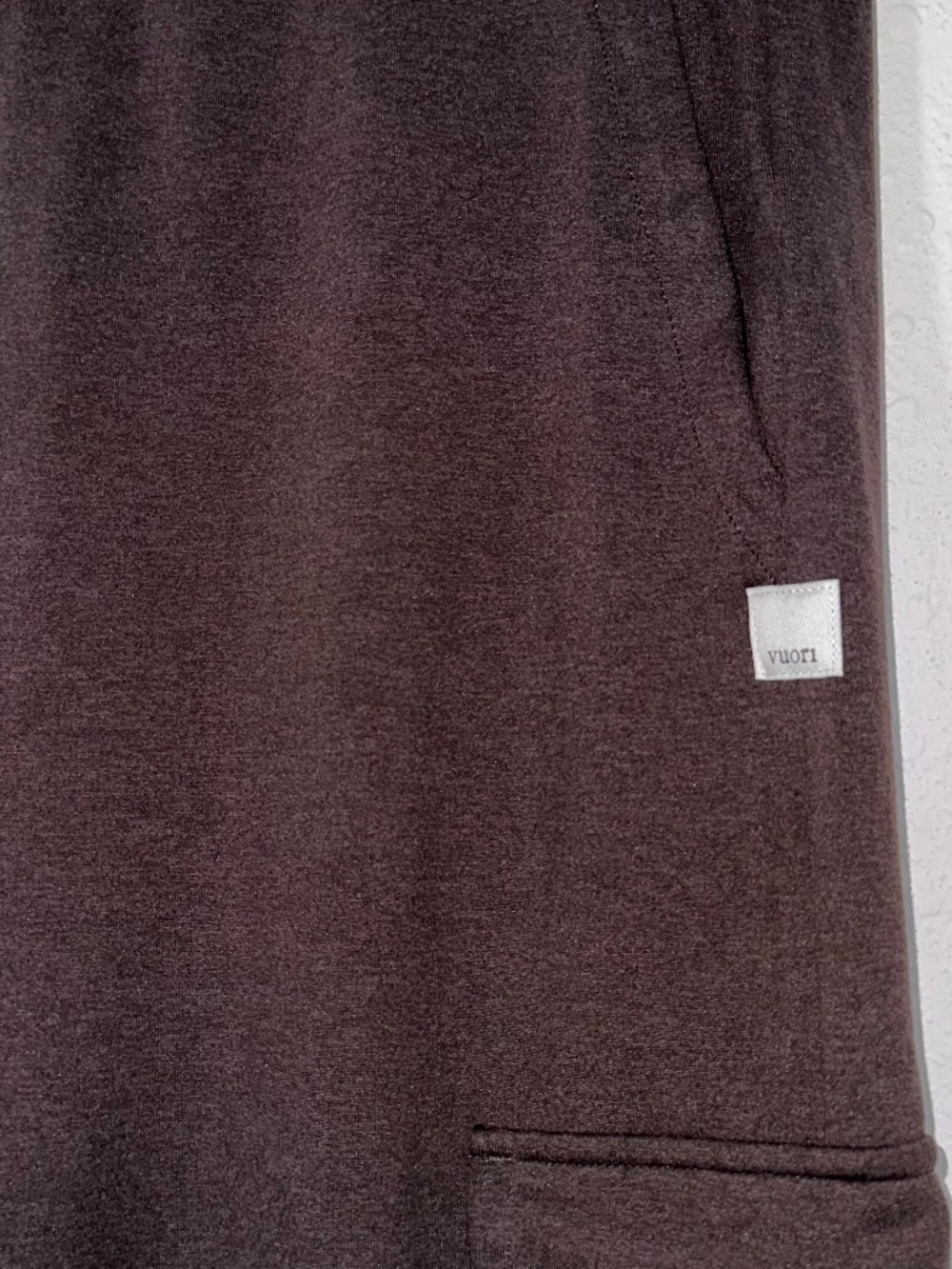 Vuori Halo Essential Cargo Wideleg Pants, Java Heather, 30" Inseam, Sz Small - Picture 8 of 10